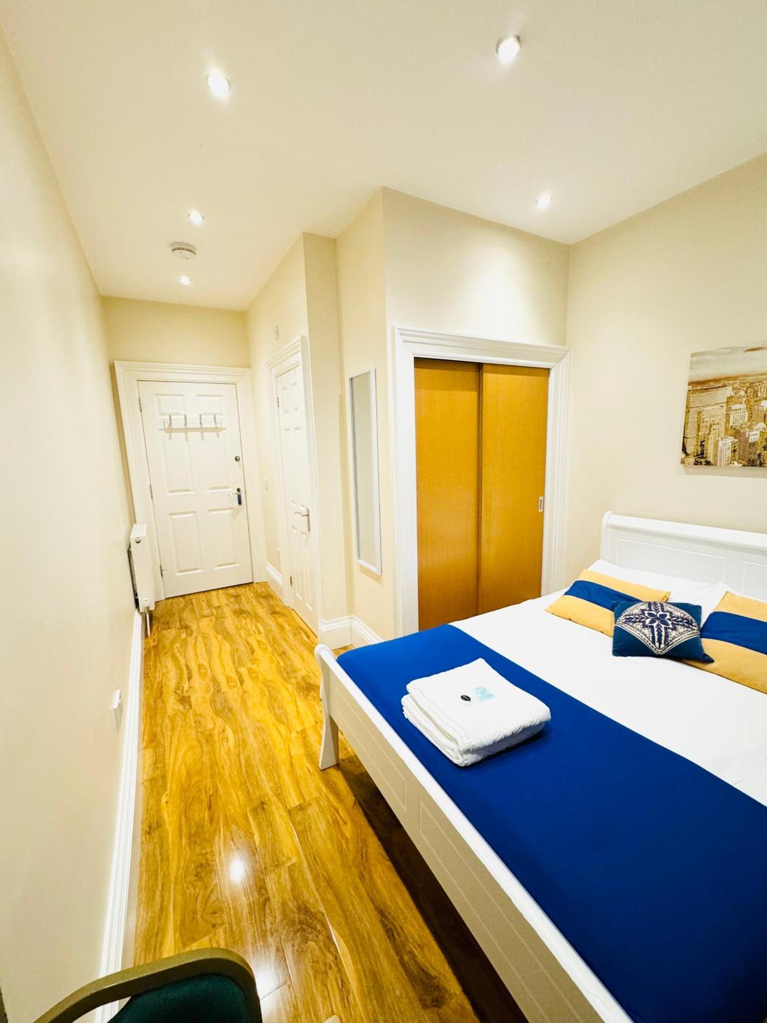 Apartment 3 Bedroom With Castle Views
