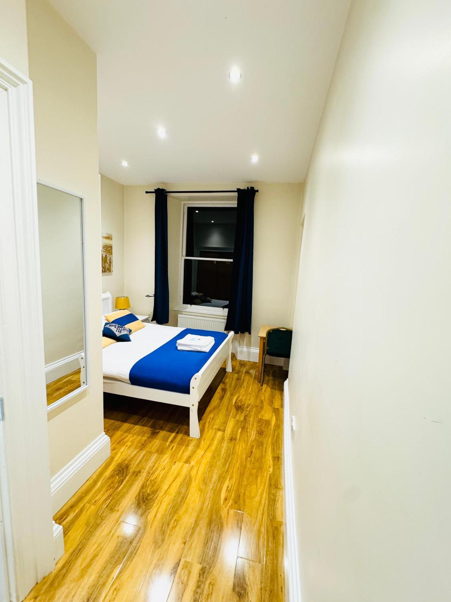 3 Bedroom With Castle Views Edinburgh